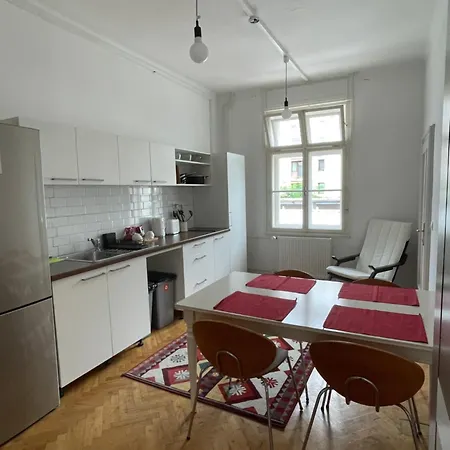 Elza * 卢布尔雅那