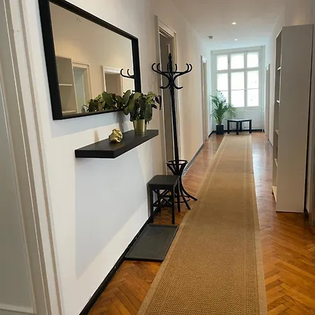 Elza Apartment *